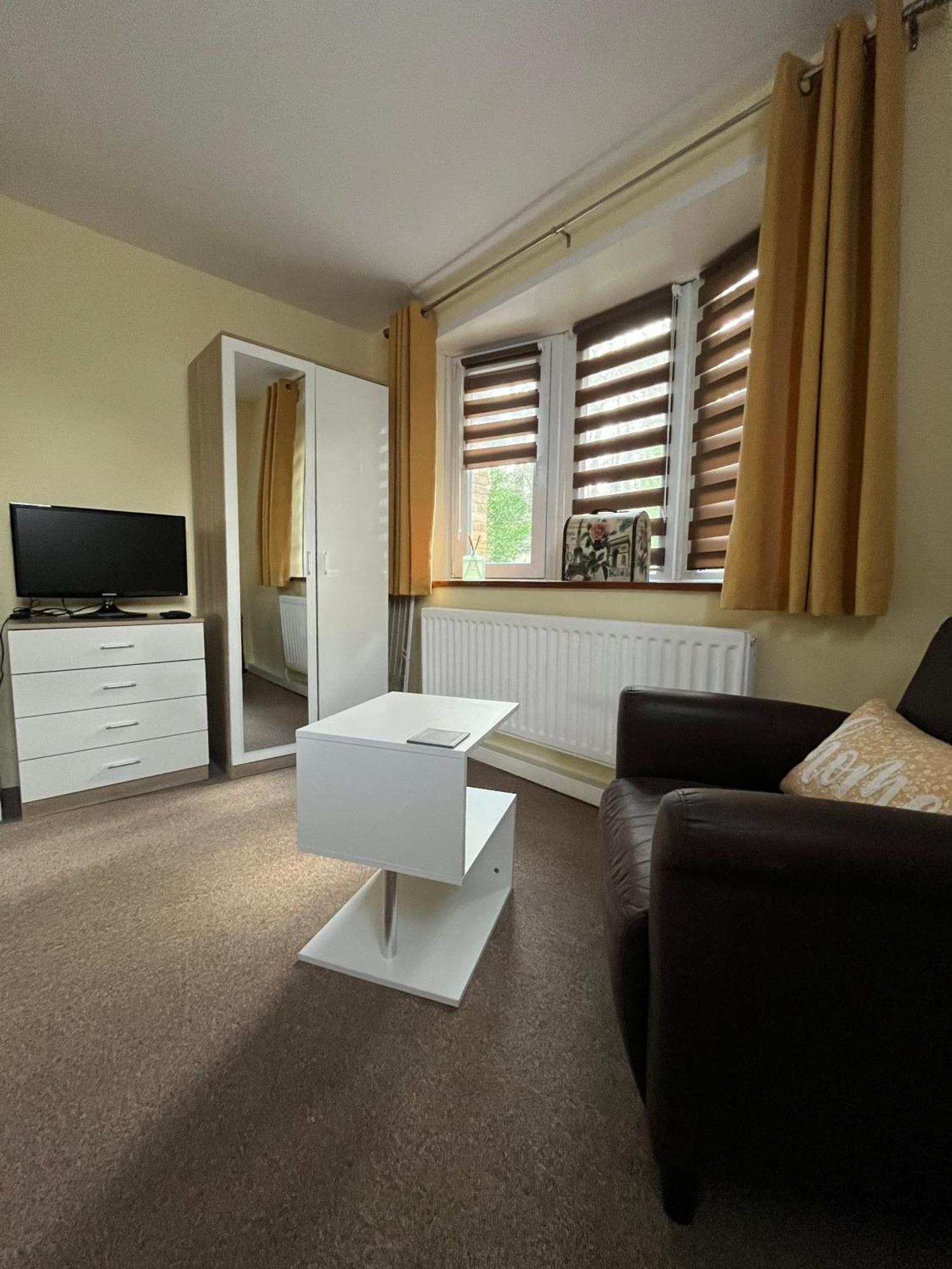 Quest Fulfiller - Near General Hospital, Free Parking & Garden Lägenhet Southampton Exteriör bild